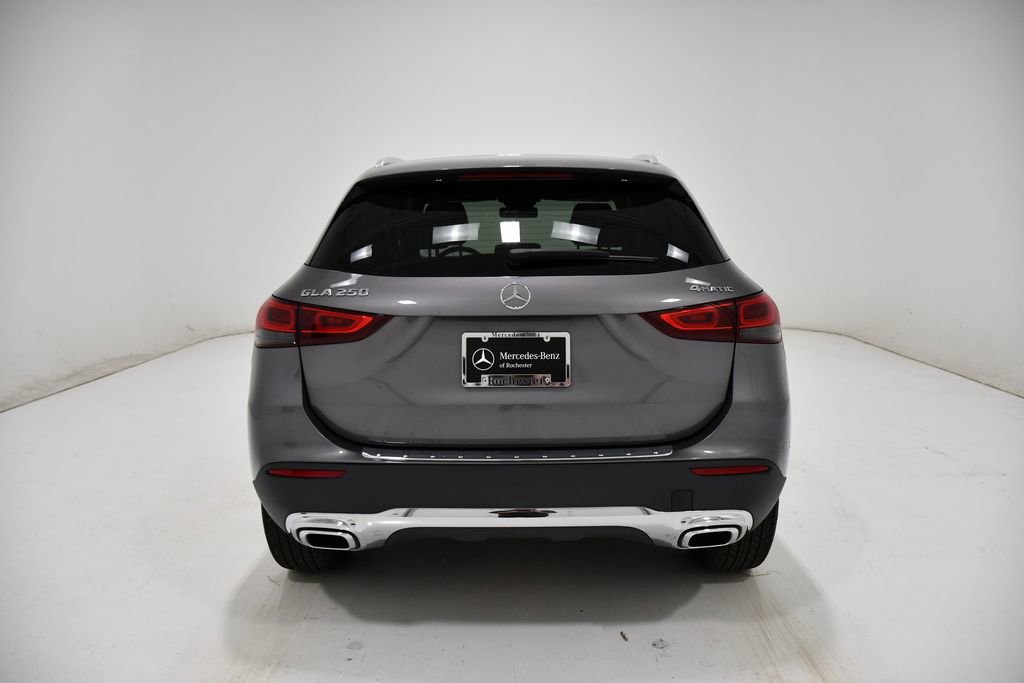 Certified 2022 Mercedes-Benz GLA 250 4MATIC image 4