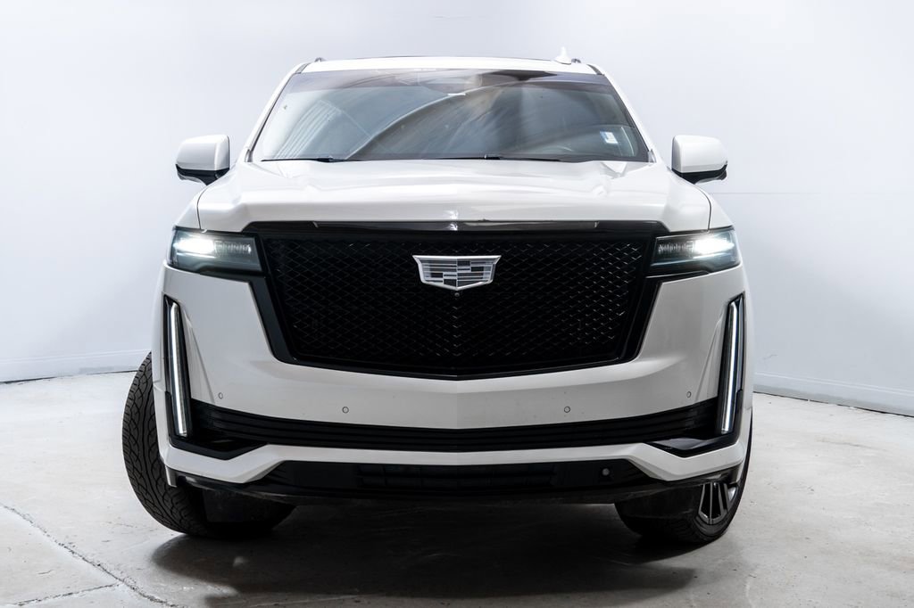 Used 2022 Cadillac Escalade Sport Platinum w/ Heavy-Duty Trailer Package image 10