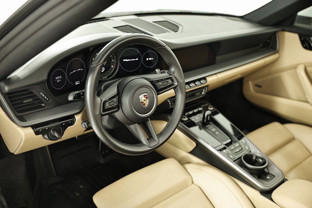 Used 2020 Porsche 911 Carrera S image 4