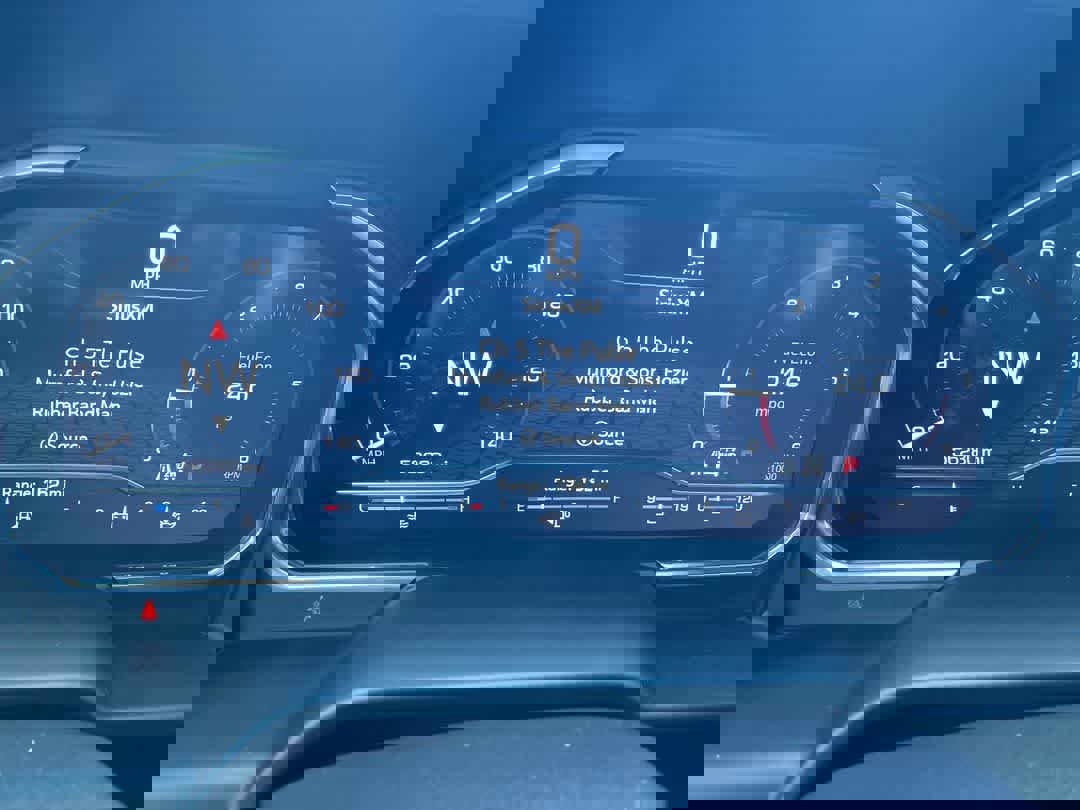 Used 2024 GMC Sierra 1500 AT4 w/ Technology Package image 15