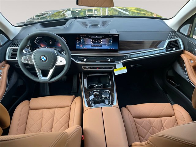 New 2026 BMW X7 xDrive40i w/ Premium Package image 10