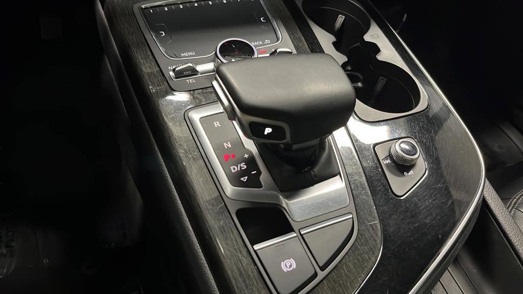 Used 2019 Audi Q7 3.0T Premium w/ Convenience Package AWD/4WD image 19
