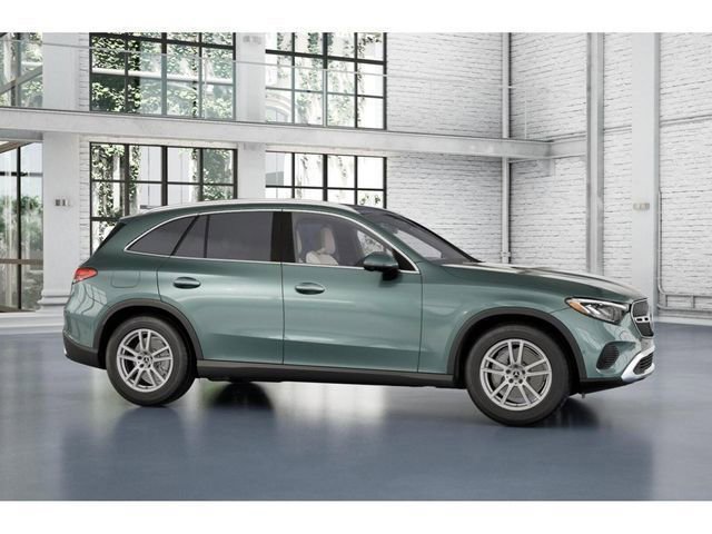 Used 2026 Mercedes-Benz GLC 300 4MATIC image 14