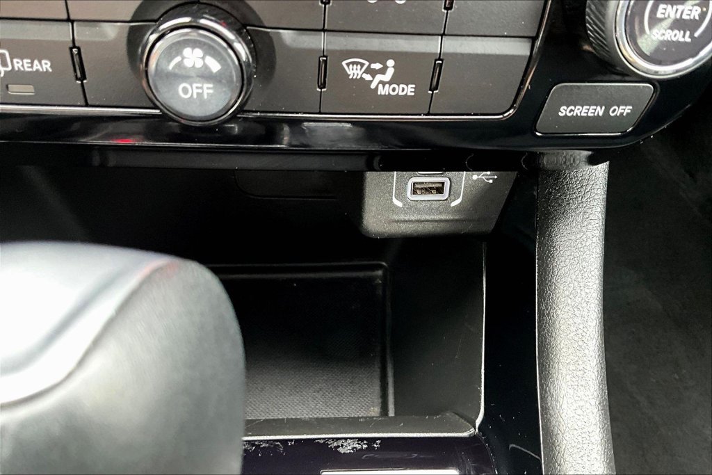 Used 2025 Jeep Compass Latitude w/ Altitude Special Edition AWD/4WD image 17