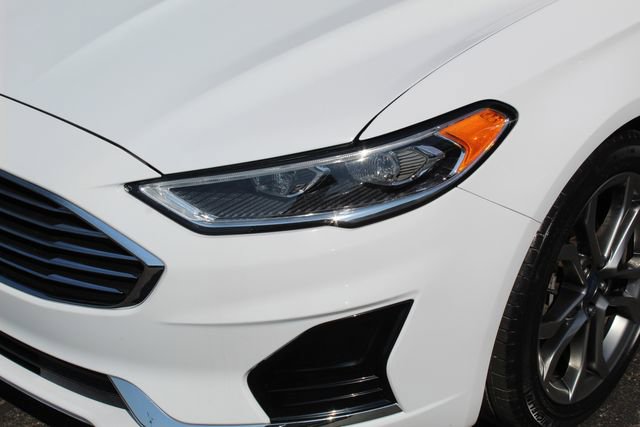 Used 2020 Ford Fusion SEL FWD image 9