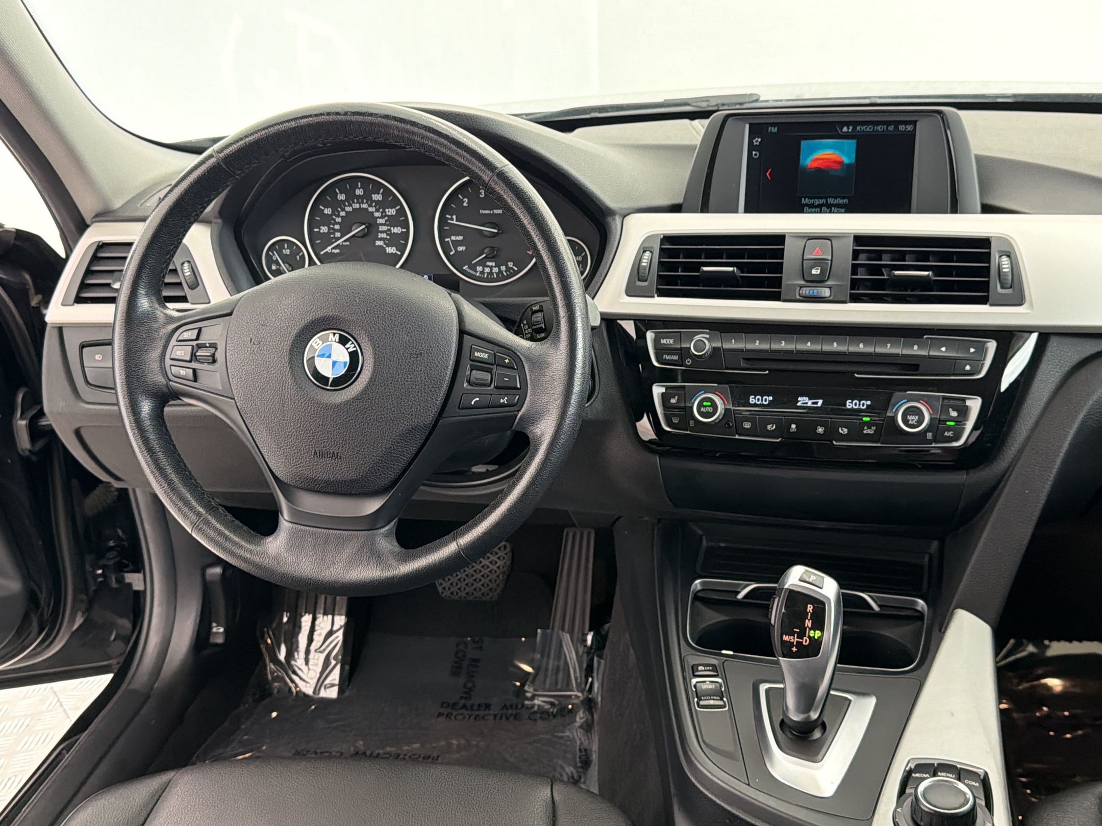 Used 2018 BMW 320i xDrive Sedan AWD/4WD image 27