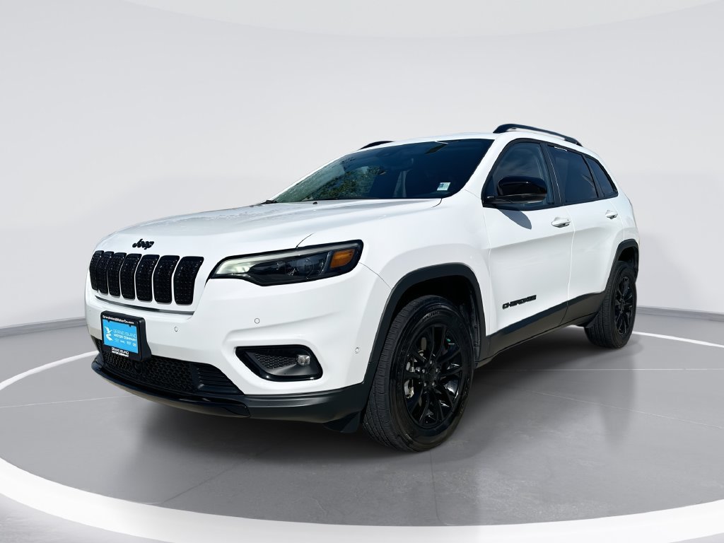 Used 2023 Jeep Cherokee Altitude Lux w/ Lux Elite Package