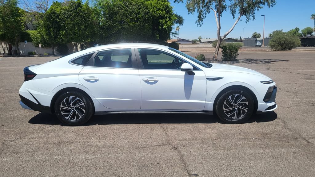 Used 2026 Hyundai Sonata Blue FWD image 11