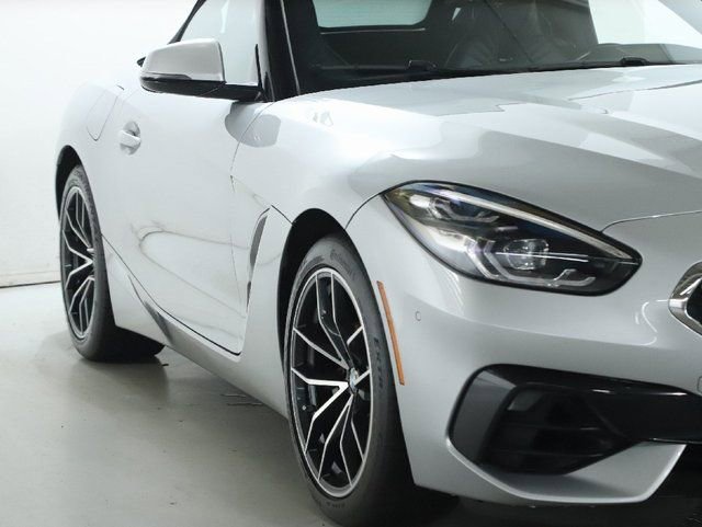 Used 2020 BMW Z4 sDrive30i w/ Convenience Package RWD image 10