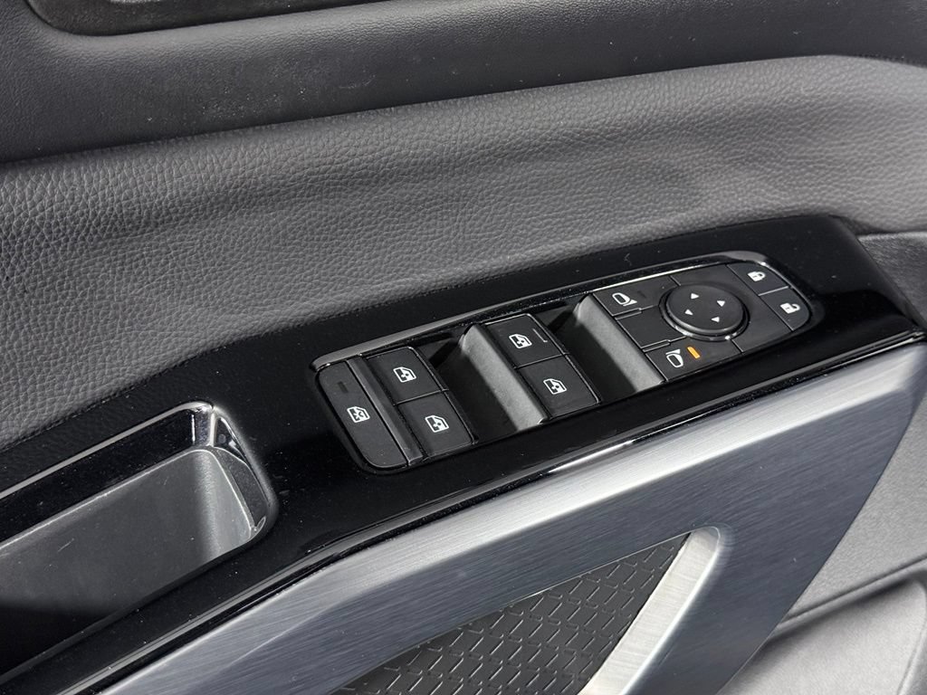 Certified 2025 Nissan Pathfinder SL AWD/4WD image 20
