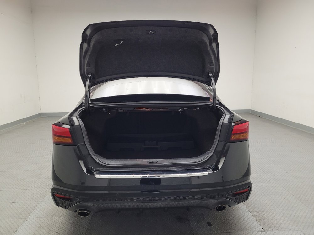 Used 2023 Nissan Altima 2.5 SR w/ SR Premium Package image 29