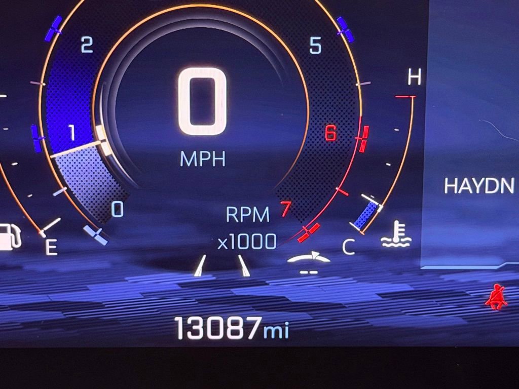 Used 2025 Chevrolet Traverse High Country image 26