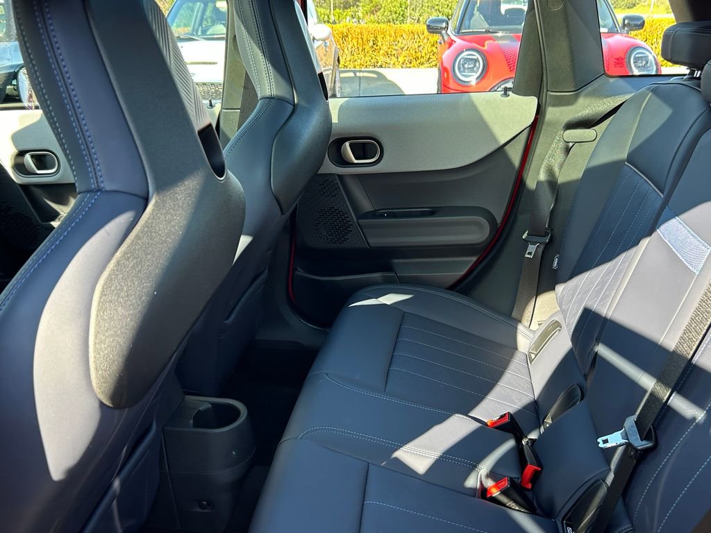 Used 2025 MINI Cooper S image 29