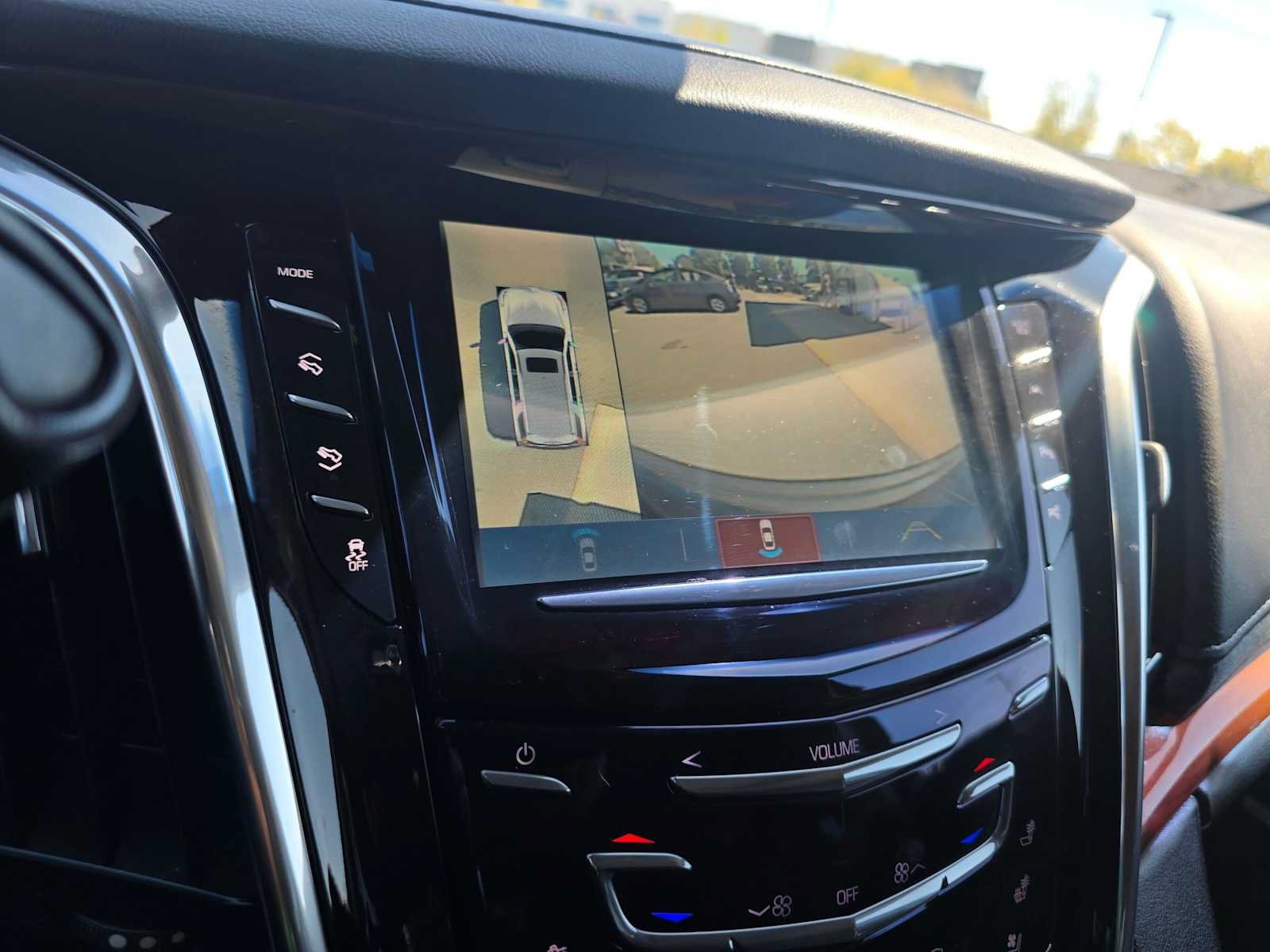 Used 2017 Cadillac Escalade Premium Luxury AWD/4WD image 31