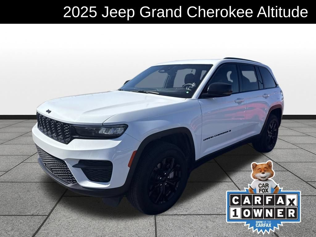 Used 2025 Jeep Grand Cherokee Altitude