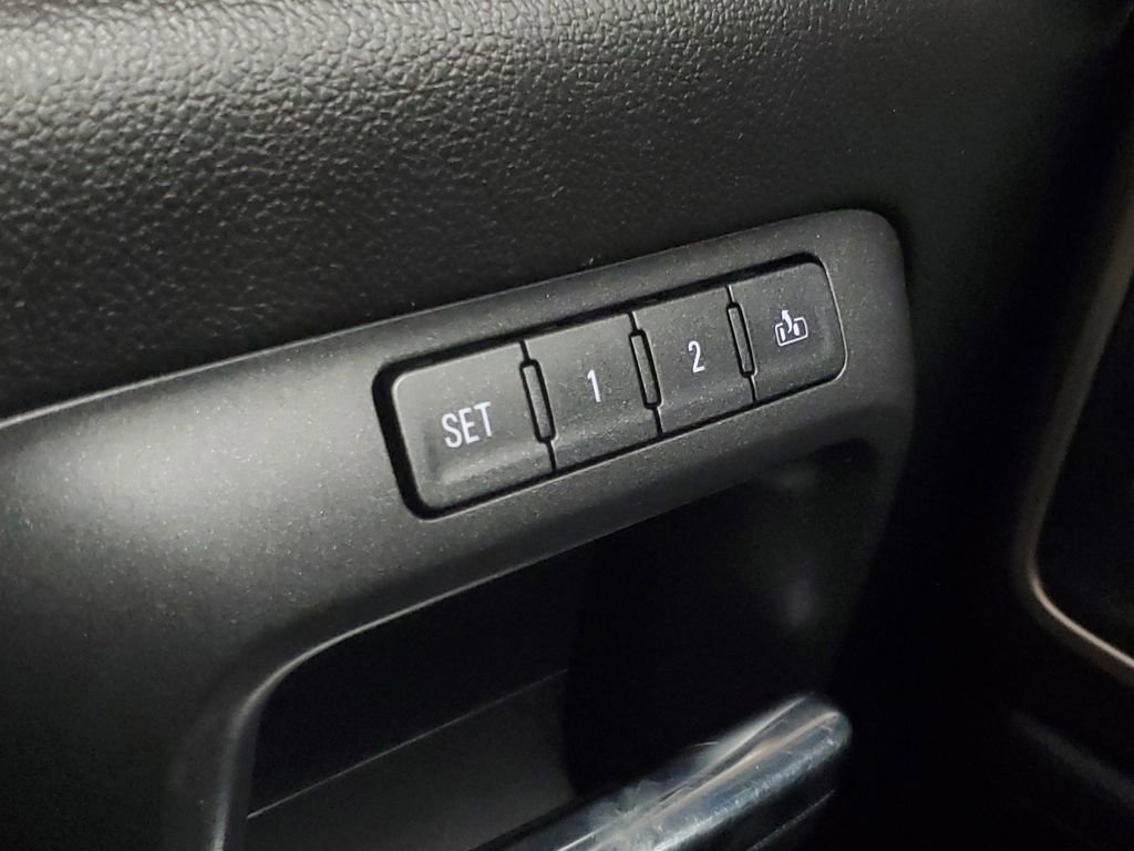 Used 2018 GMC Sierra 1500 Denali w/ Denali Ultimate Package image 17