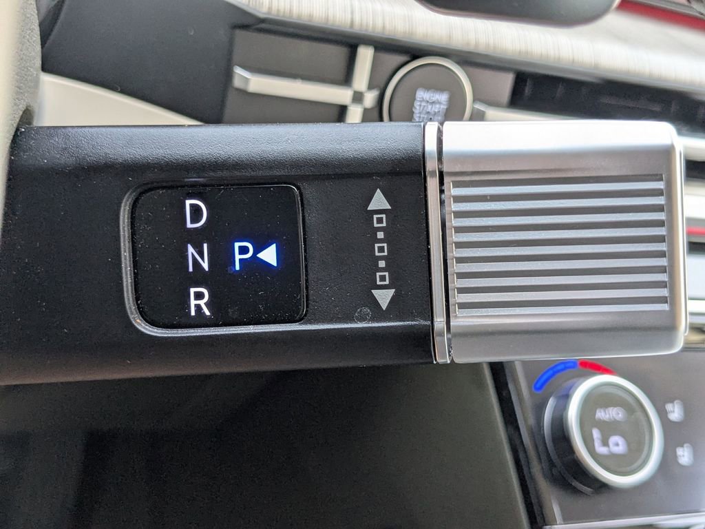 Certified 2025 Hyundai Santa Fe Calligraphy image 12