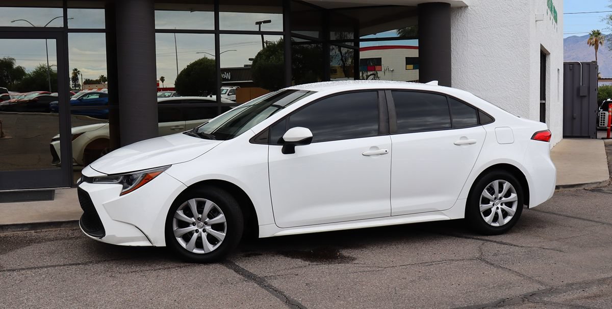 Used 2021 Toyota Corolla LE FWD image 4