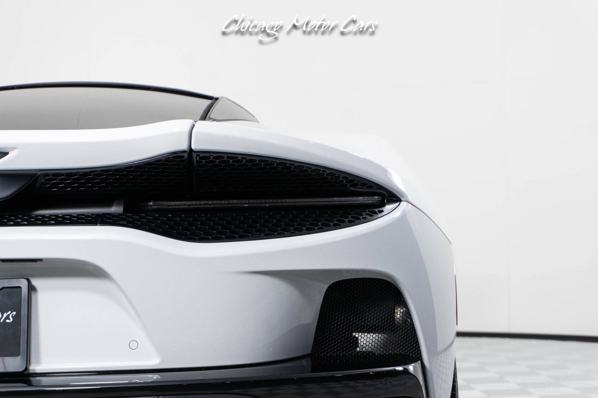 Used 2023 McLaren GT RWD image 16