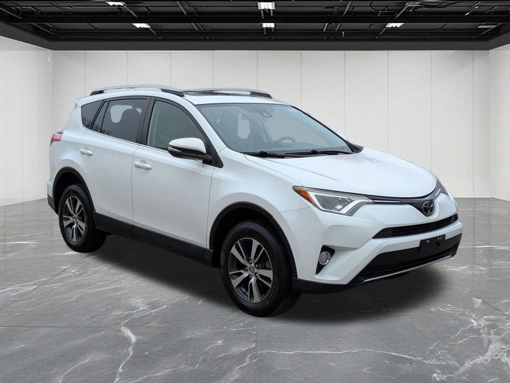 Used 2018 Toyota RAV4 XLE w/ Plus Extra Value Package image 7
