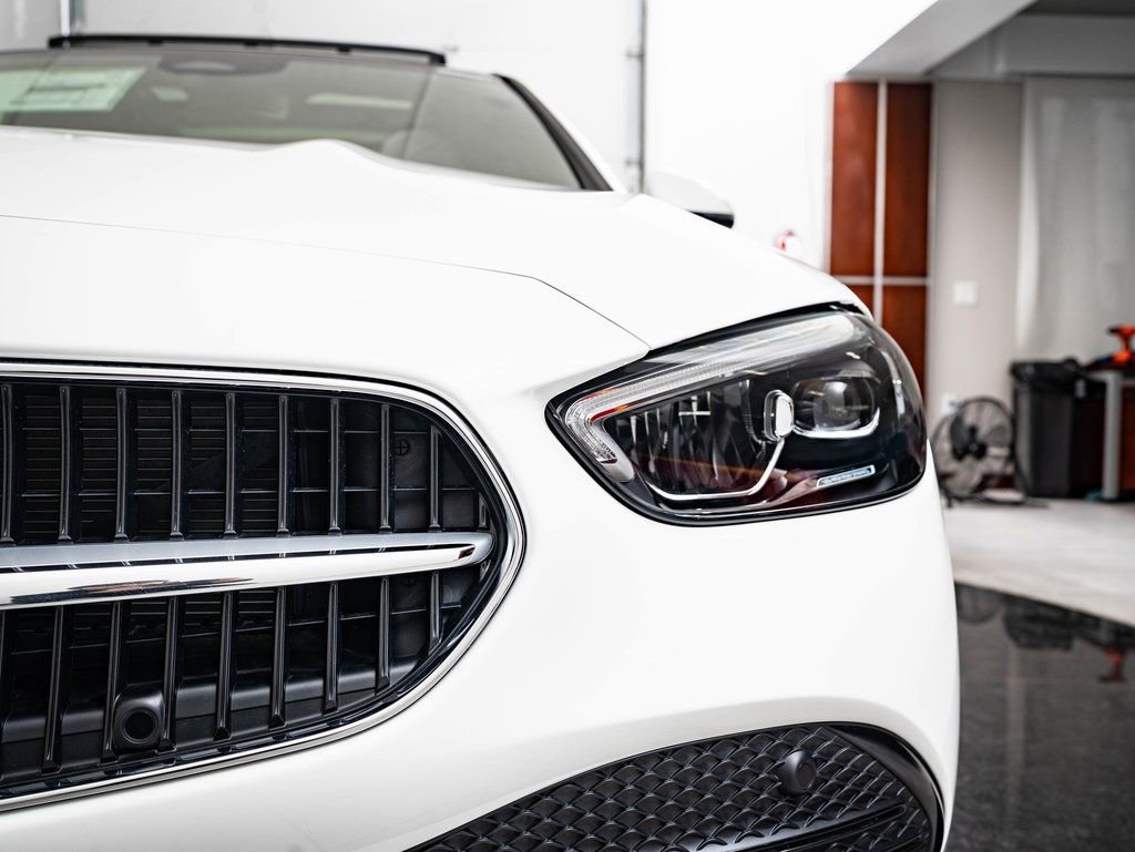 Used 2025 Mercedes-Benz C 300 4MATIC Sedan image 15