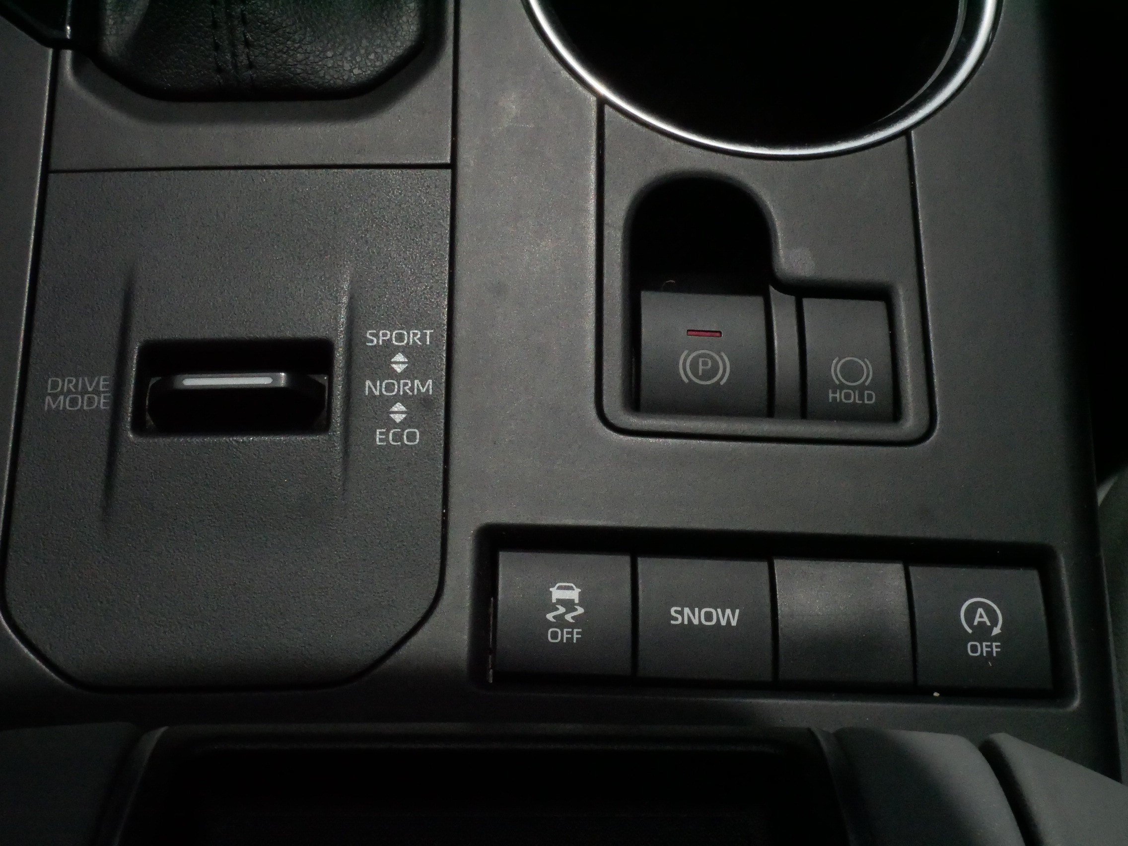 Certified 2021 Toyota Highlander XLE FWD image 25
