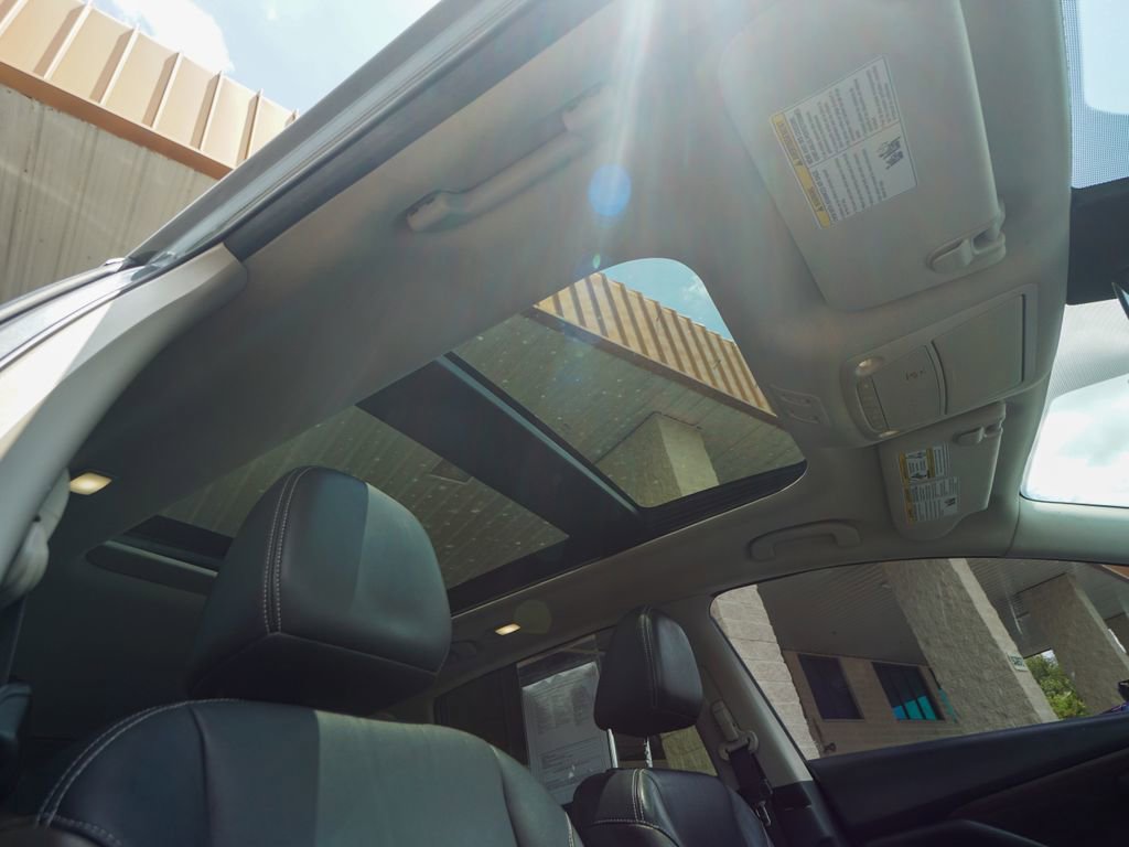 Used 2019 Nissan Murano Platinum w/ Cargo Package image 29