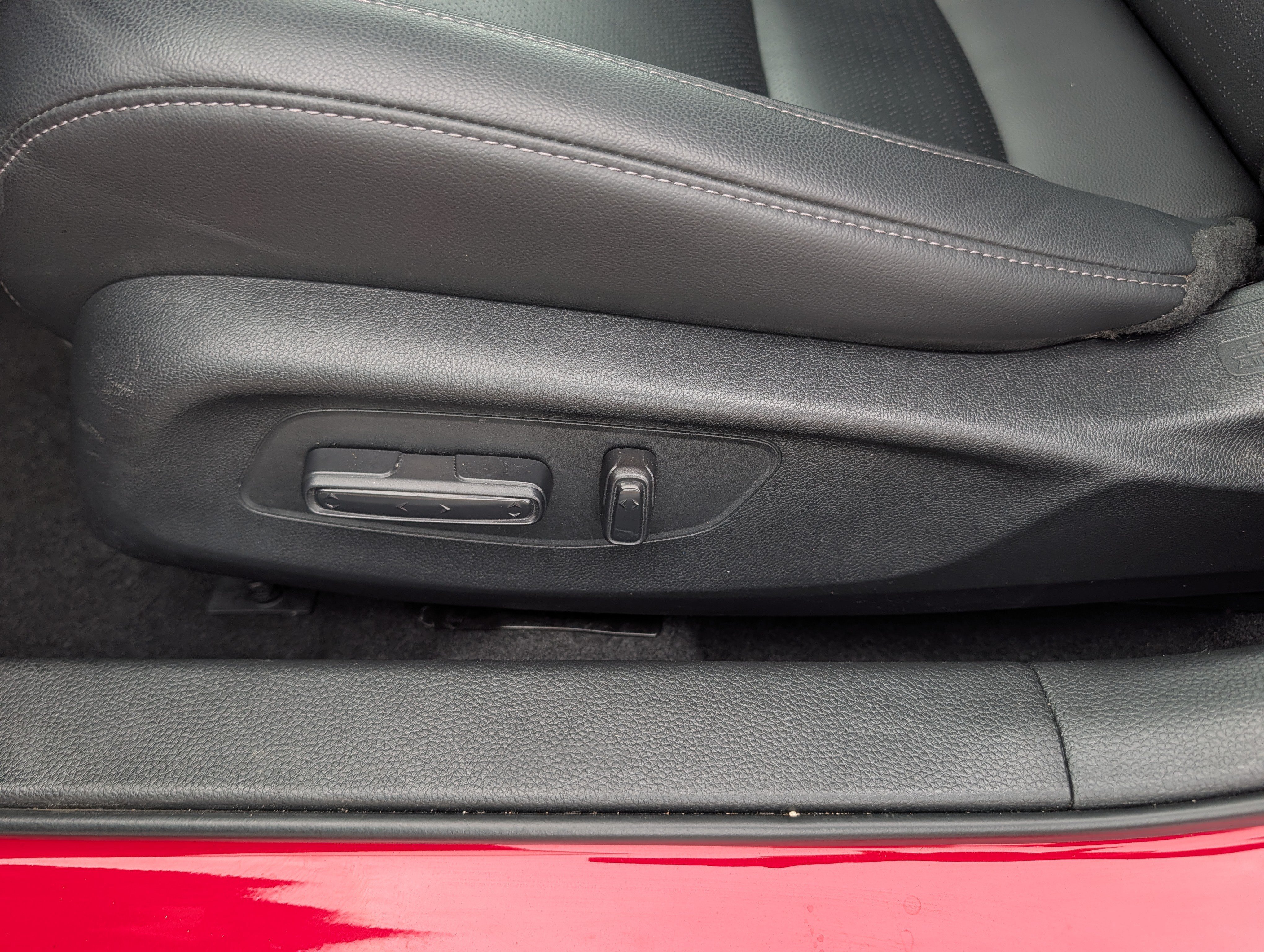Used 2024 Honda Civic EX-L image 18