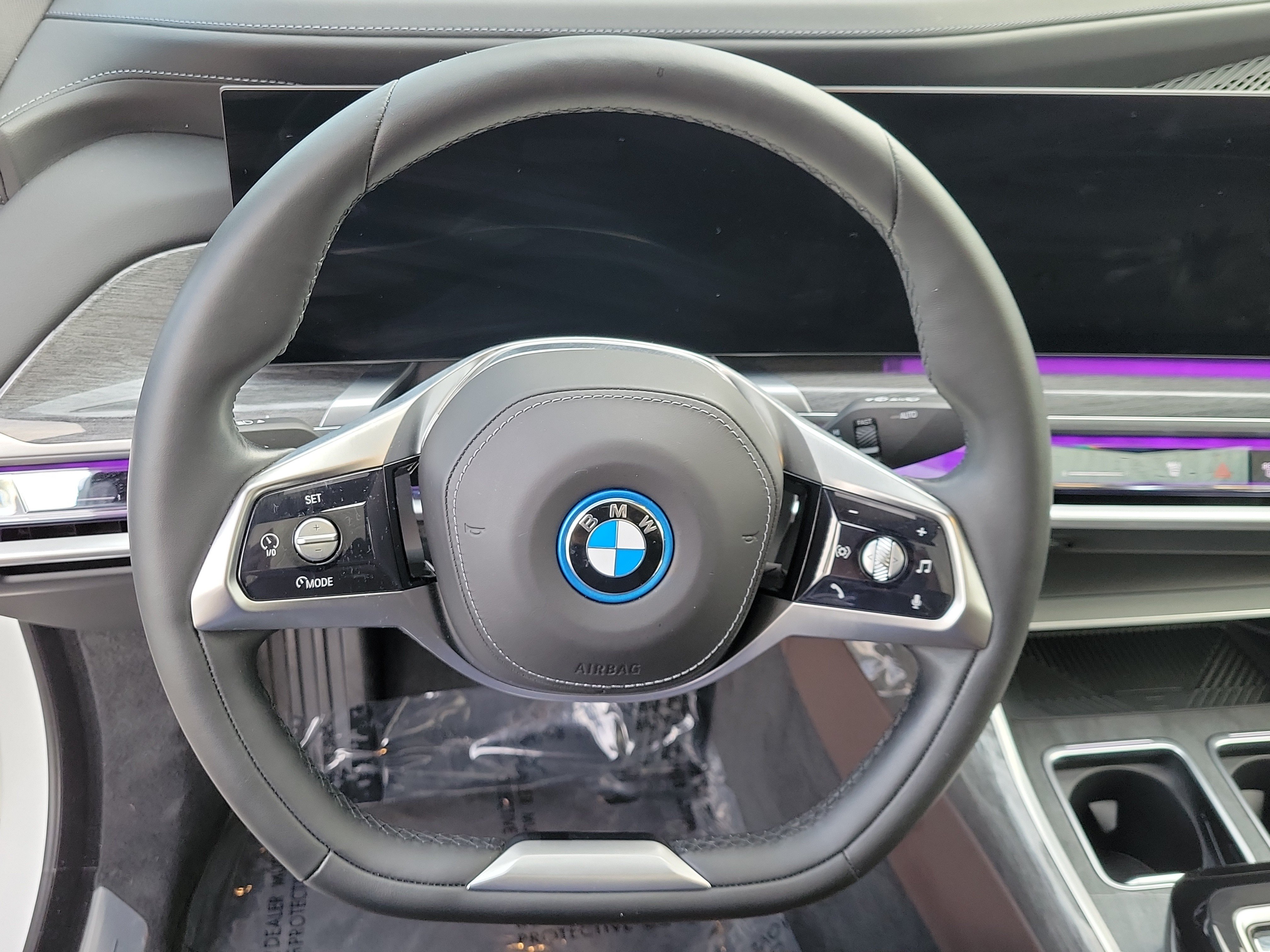 Certified 2023 BMW i7 xDrive60 AWD/4WD image 19