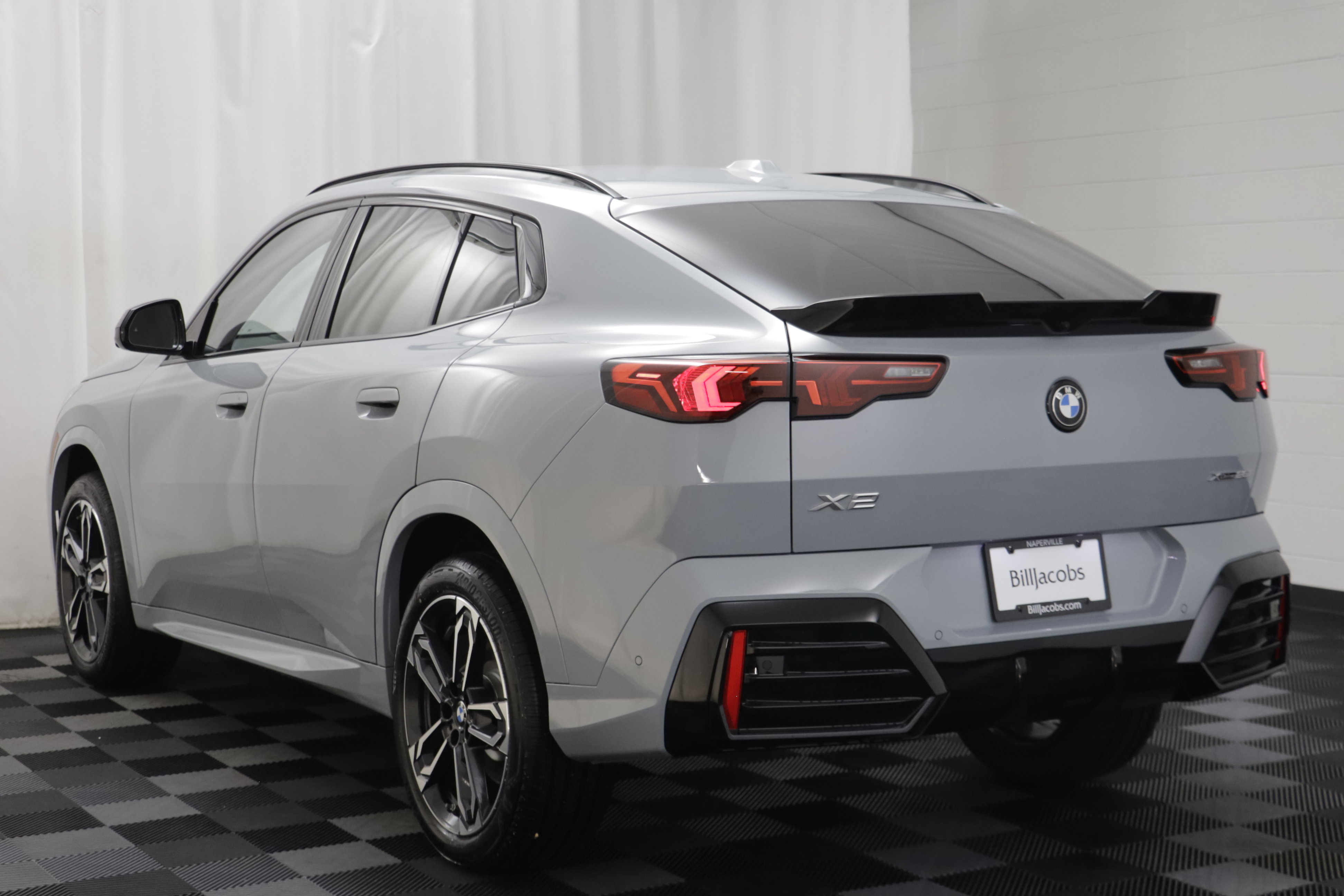 New 2026 BMW X2 xDrive28i w/ Technology Package AWD/4WD image 15