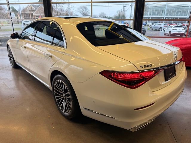 Used 2022 Mercedes-Benz S 500 4MATIC image 4