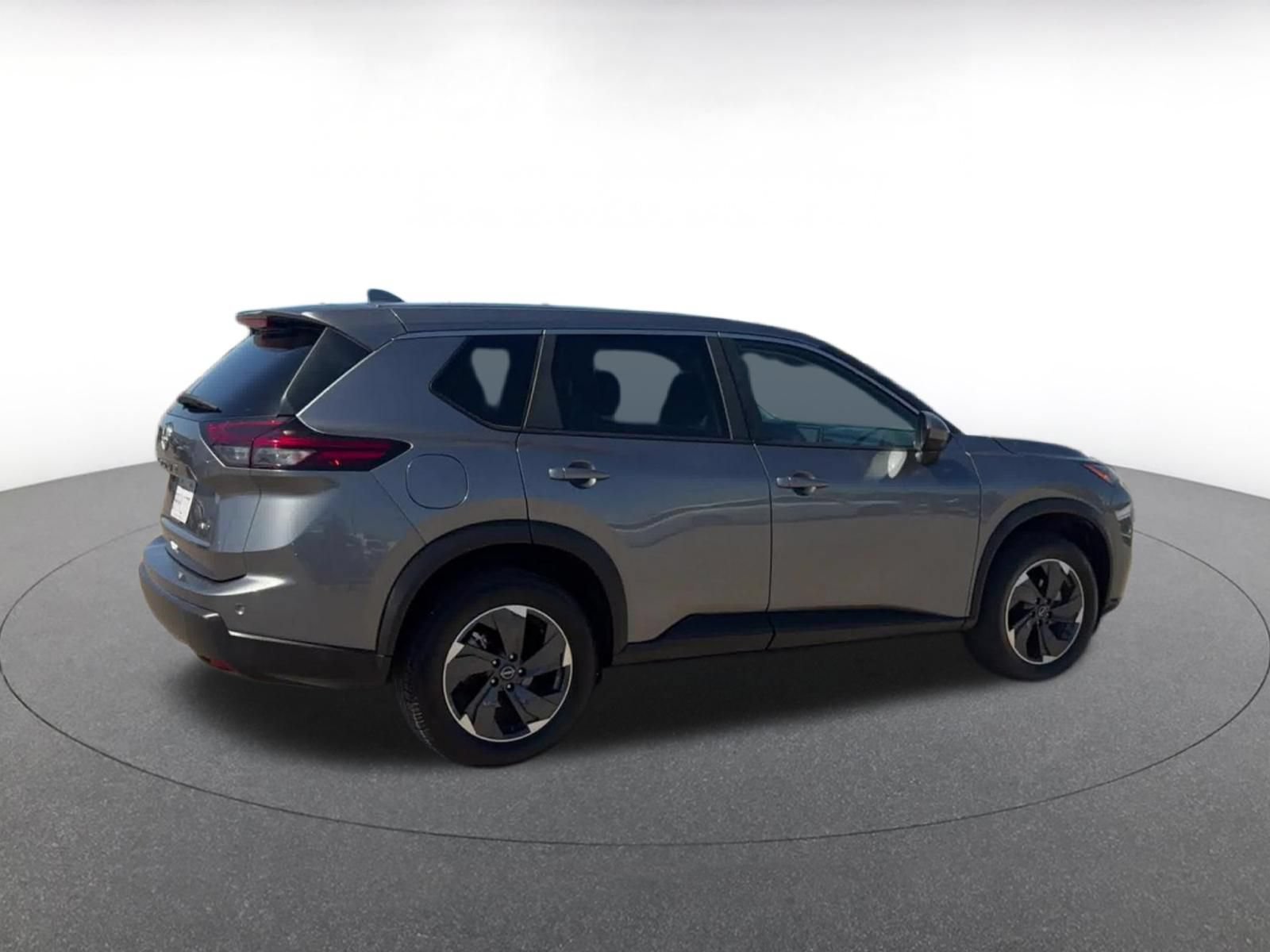Used 2025 Nissan Rogue SV AWD/4WD image 15