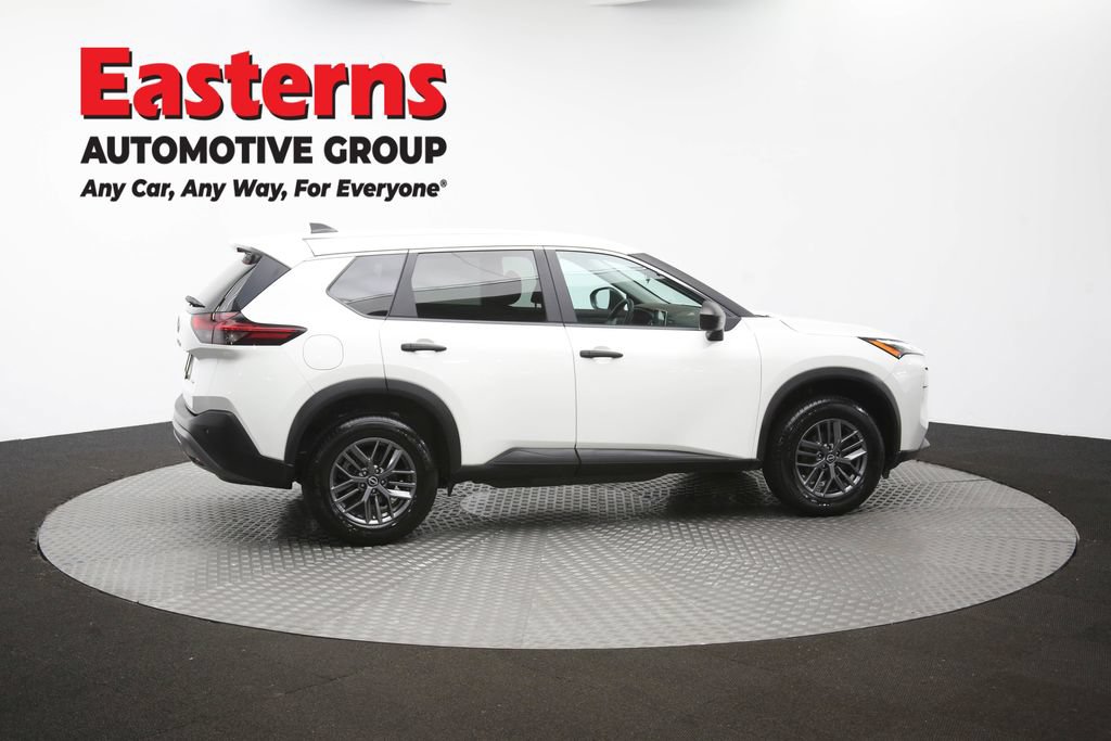 Used 2023 Nissan Rogue S AWD/4WD image 45