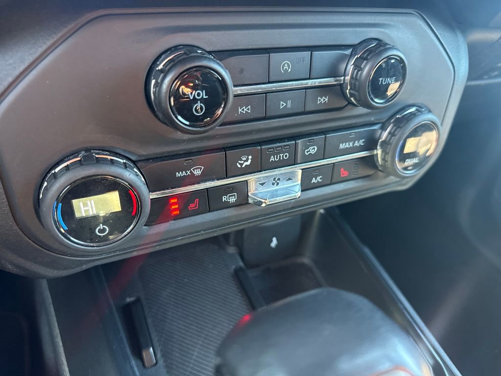 Used 2025 Ford Bronco Big Bend image 39