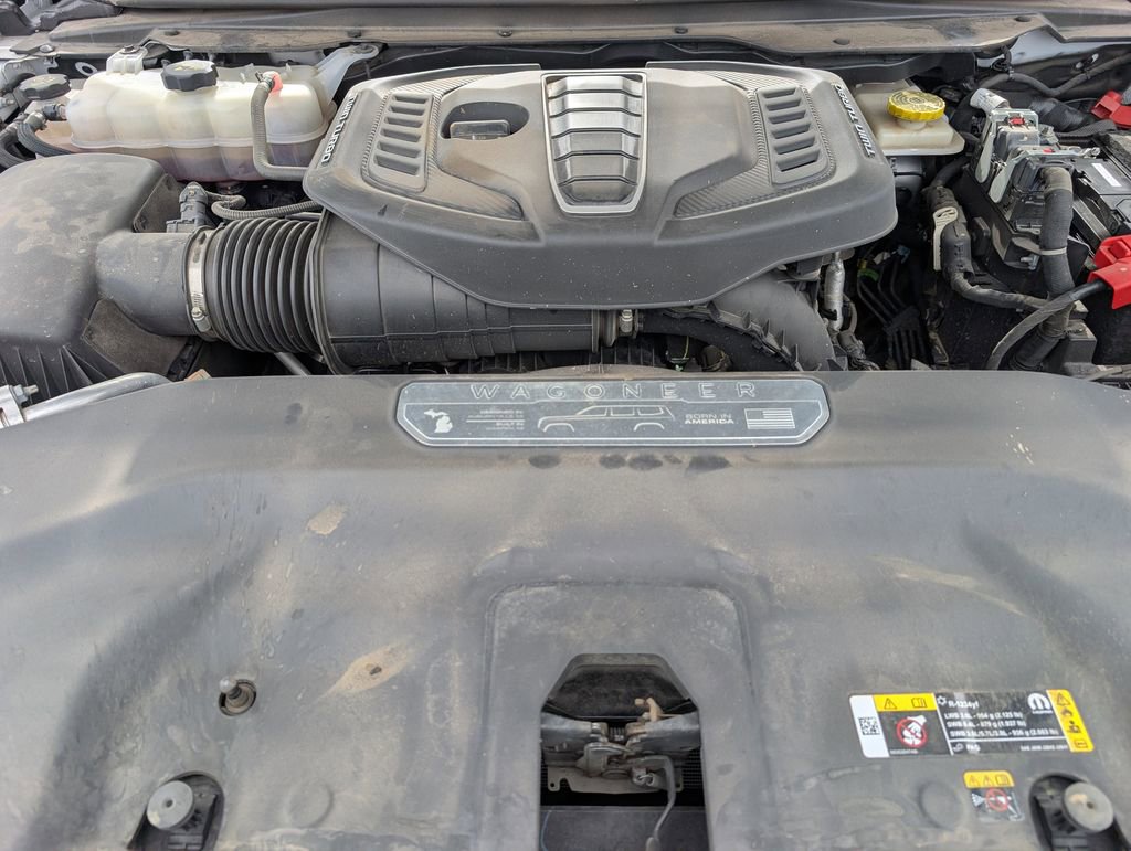 Used 2023 Jeep Grand Wagoneer L Series III image 30