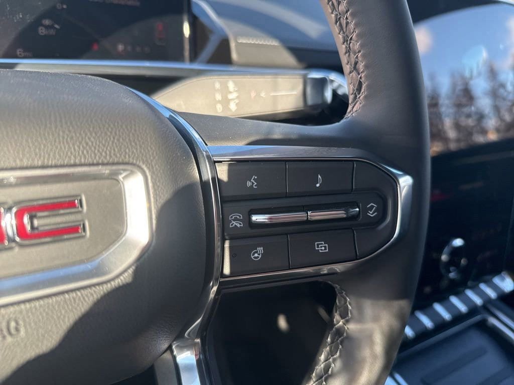 New 2026 GMC Sierra EV Elevation w/ LPO, Elevation Dark Package AWD/4WD image 24