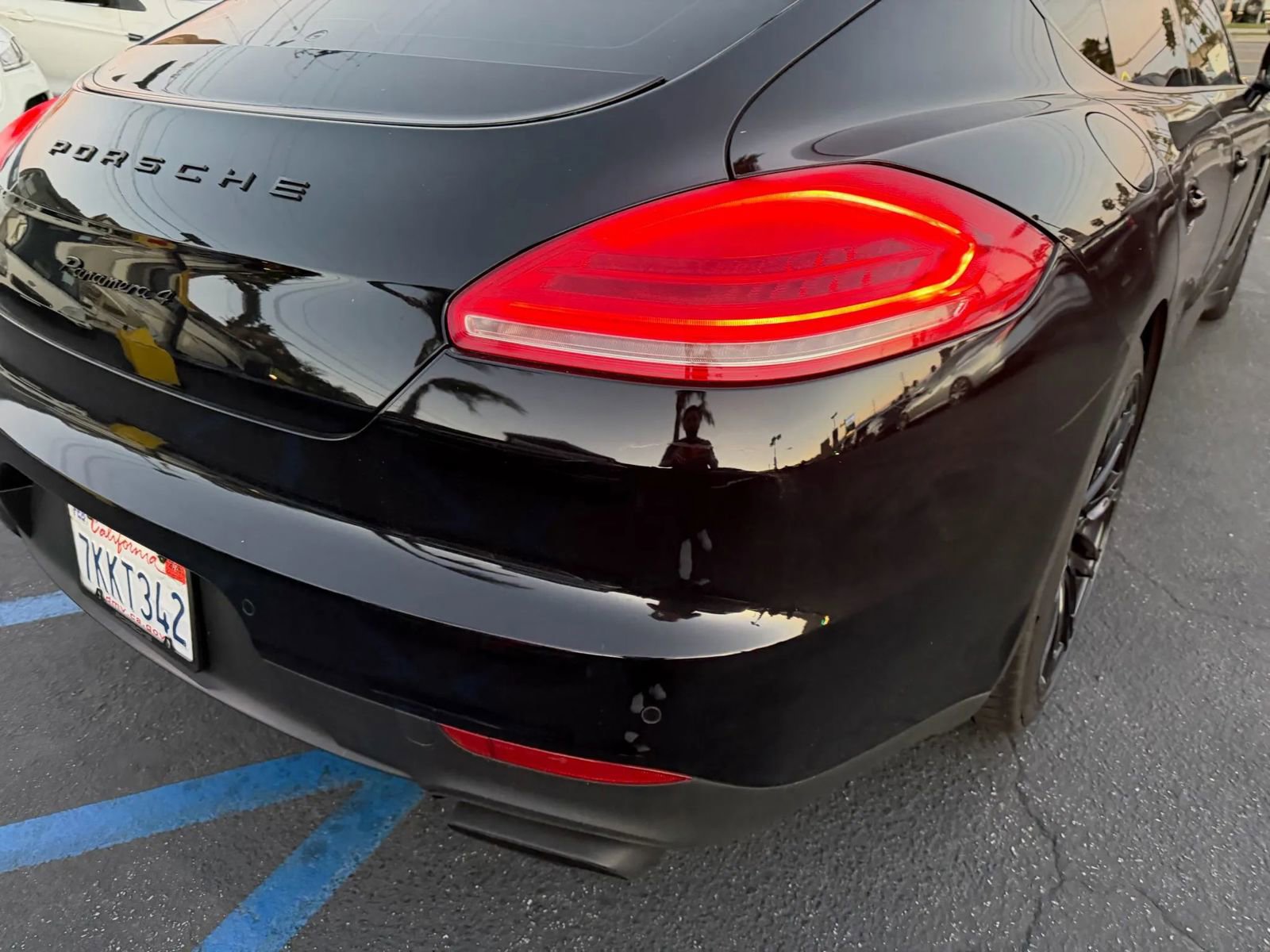 Used 2015 Porsche Panamera 4 AWD/4WD image 9