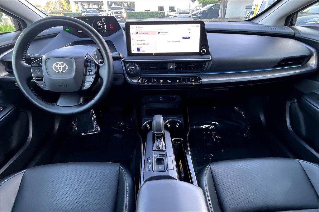 Used 2024 Toyota Prius XLE image 7