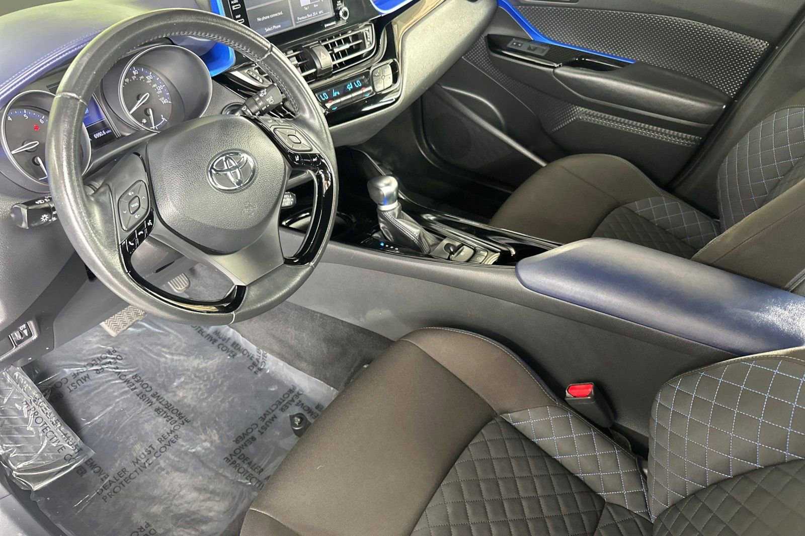 Certified 2020 Toyota C-HR XLE image 12