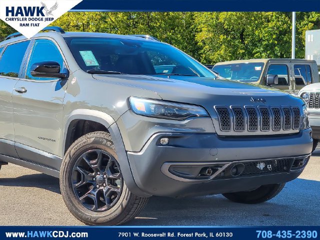 Used 2022 Jeep Cherokee Trailhawk w/ Technology Group B AWD/4WD image 2