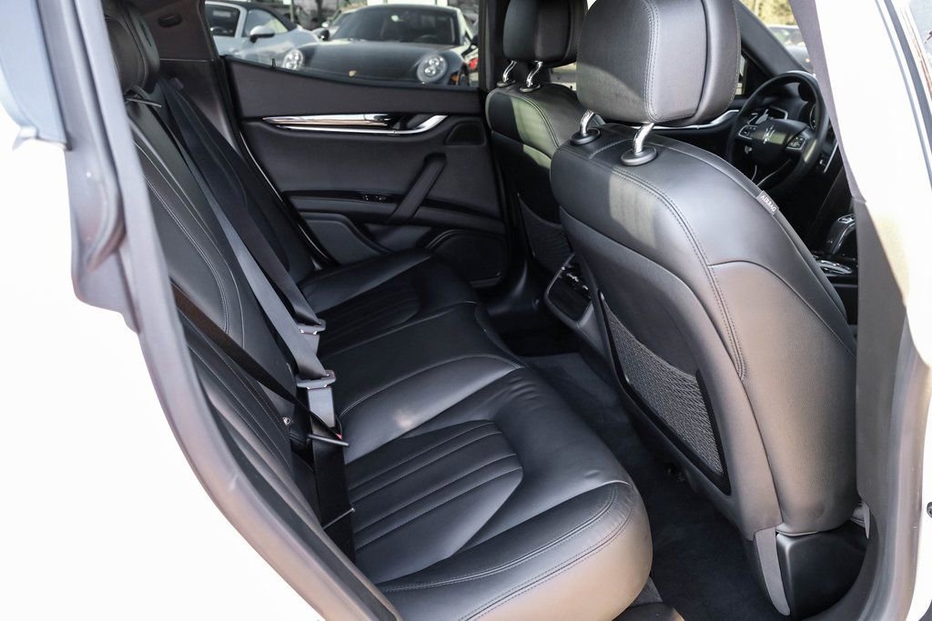 Used 2023 Maserati Ghibli Modena RWD image 35