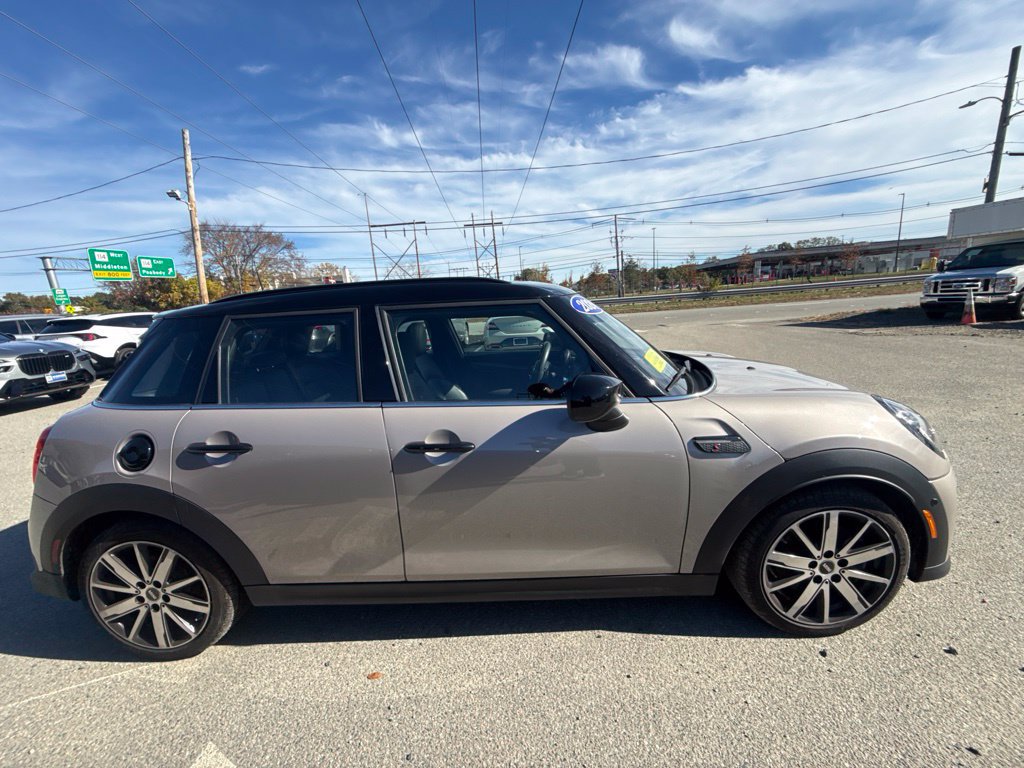 Used 2024 MINI Cooper S FWD image 5