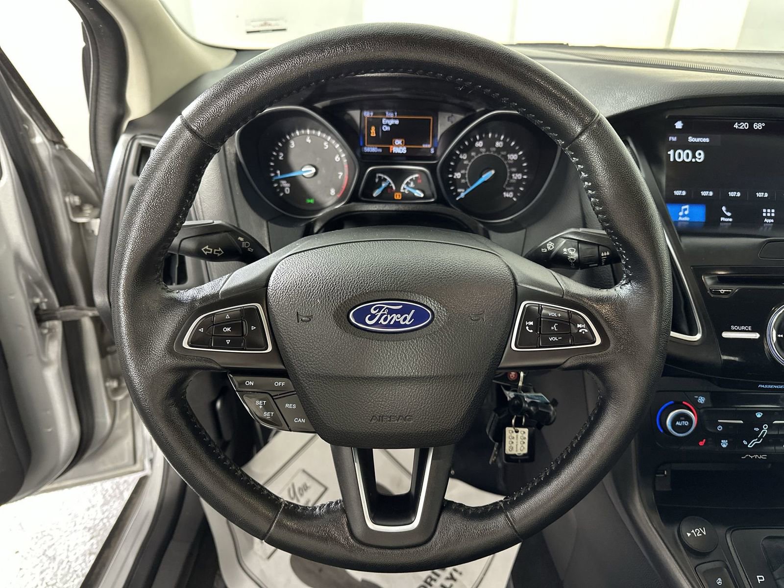 Used 2018 Ford Focus SEL w/ Cold Weather Package image 14