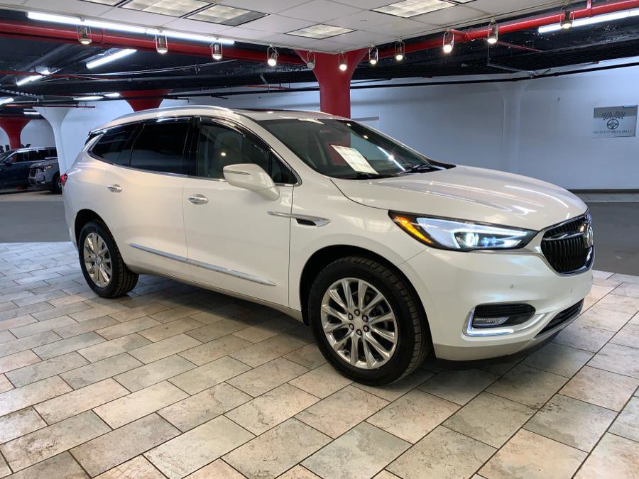 Used 2020 Buick Enclave Premium w/ Sun and Sites Package image 8