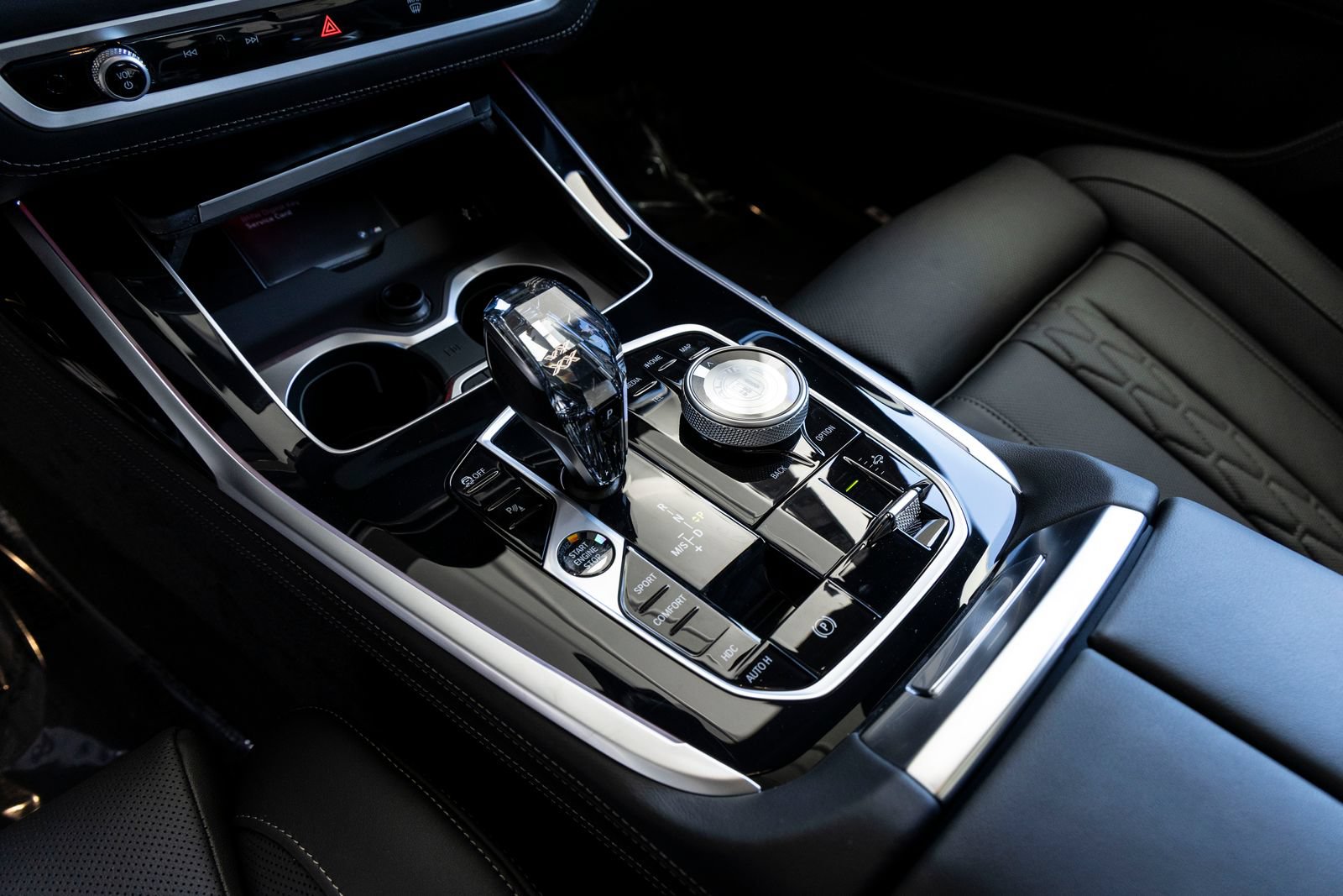 New 2026 BMW ALPINA XB7 AWD/4WD image 23