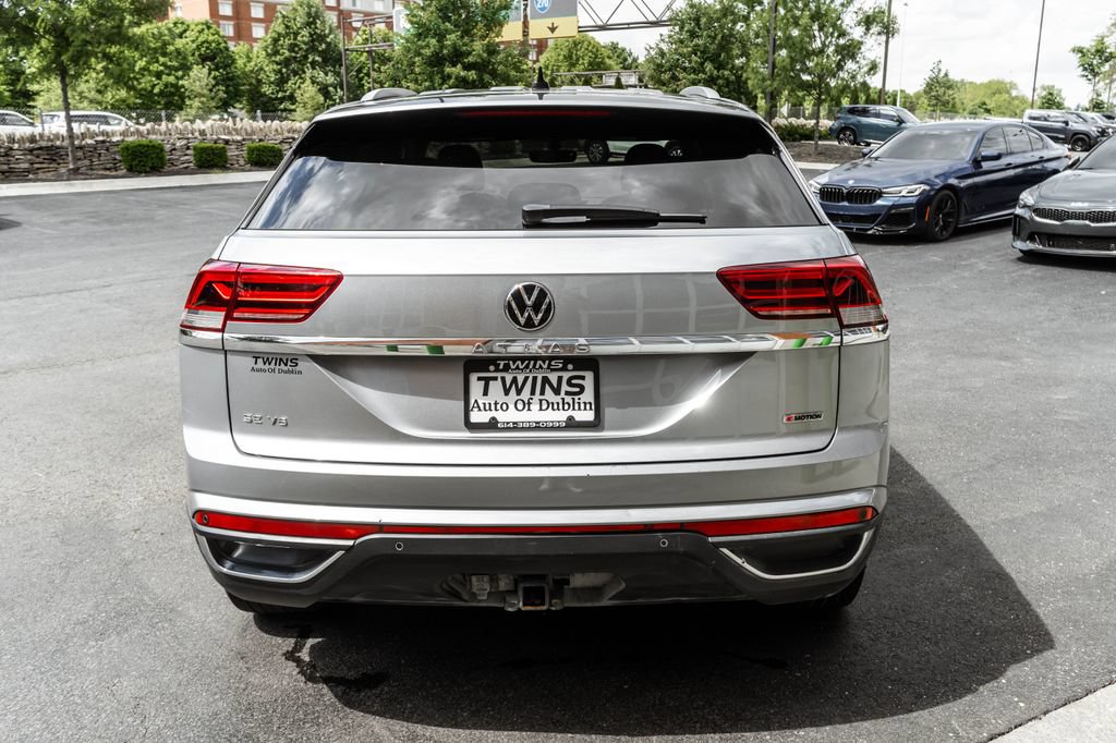 Used 2022 Volkswagen Atlas Cross Sport SE AWD/4WD image 38