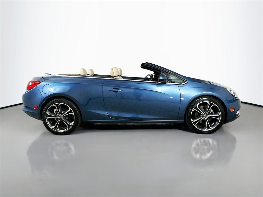 Used 2016 Buick Cascada Premium image 9
