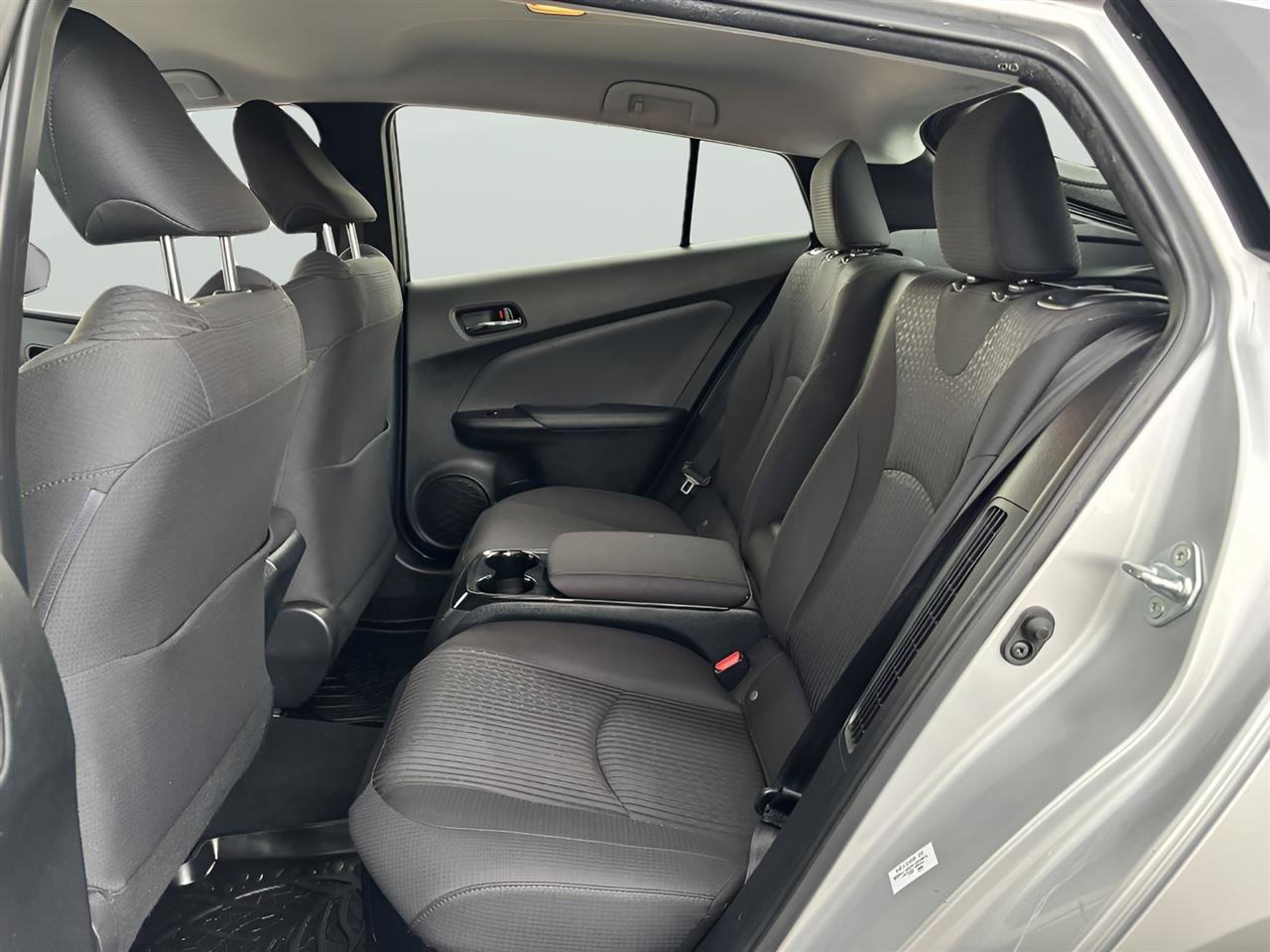 Used 2018 Toyota Prius Prime Plus image 16