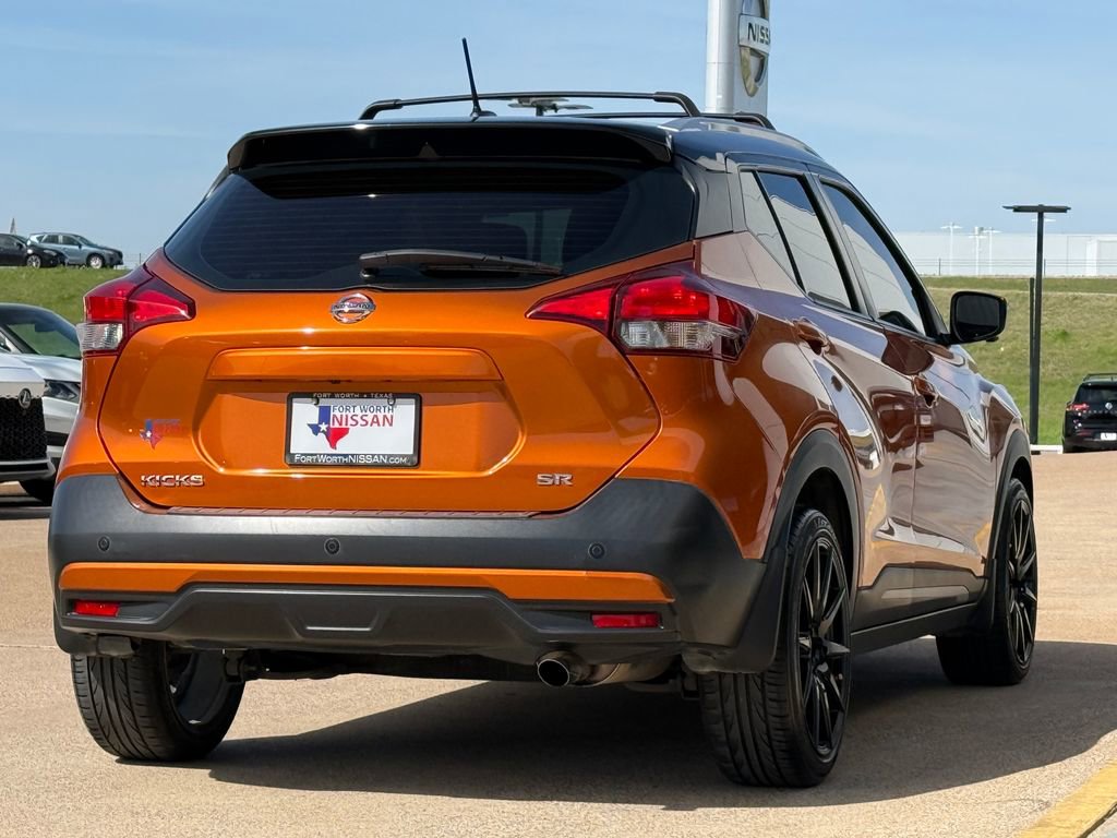 Used 2019 Nissan Kicks SR w/ SR Premium Package image 9