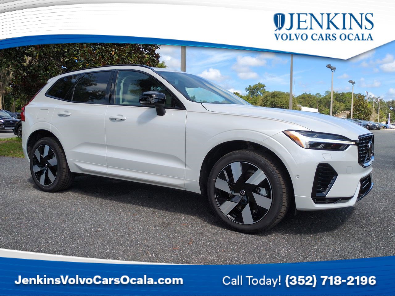 New 2025 Volvo XC60 T8 Plus w/ Protection Package Premier